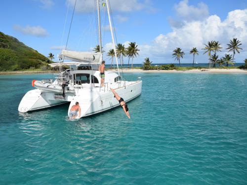 Catamaran Lagoon 380 S2 for hire in Le Marin