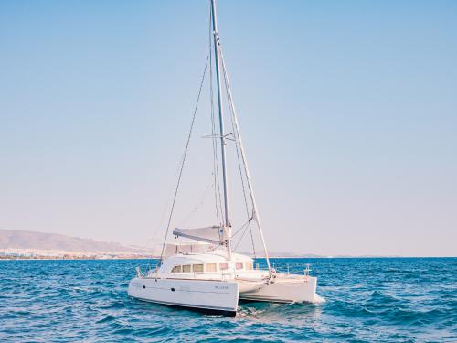 Cat Lagoon 380 S2 for charter in Alimos Marina Kalamaki