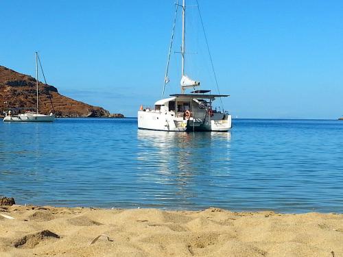 Cat Lagoon 39 for rent in Nea Peramos