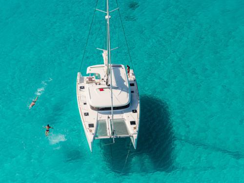 Katamaran Lagoon 39 Yachtcharter in Athen