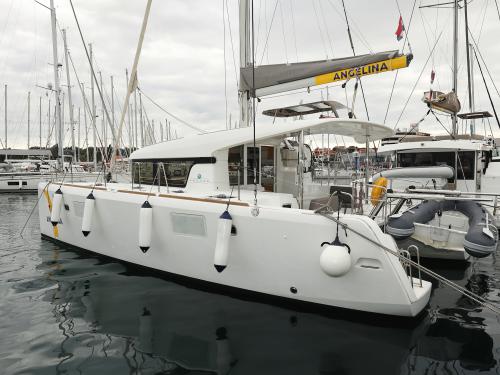 Cat Lagoon 39 for charter in Biograd na Moru