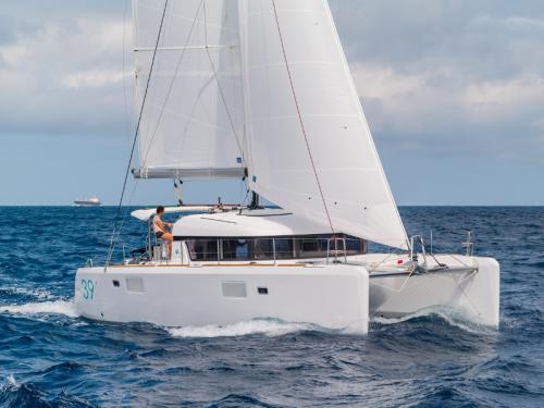 Cat Lagoon 39 available for charter in Athens