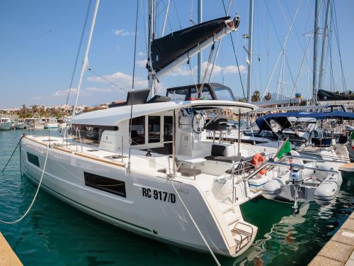Catamaran Lagoon 40 for rent in Portorosa Catamaran Lagoon 40 for rent in Portorosa