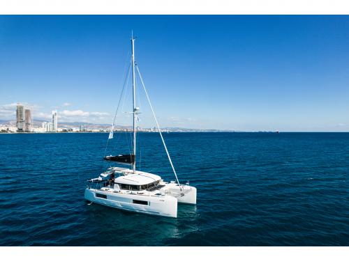 Kat Lagoon 40 Yachtcharter in Limassol