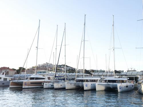 Cat Lagoon 40 for rent in Dubrovnik