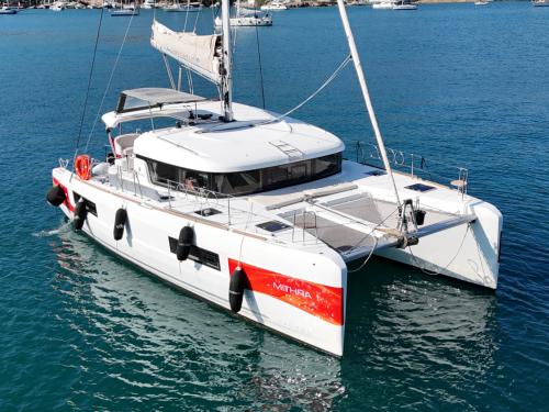 Catamaran Lagoon 40 for hire in Yes Marina