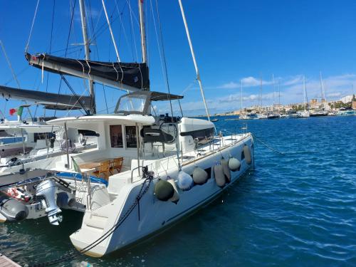Catamaran Lagoon 40 available for charter in Marsala