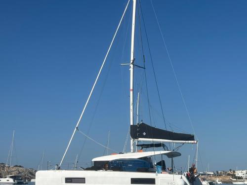 Cat Lagoon 40 available for charter in Santa Eularia des Riu