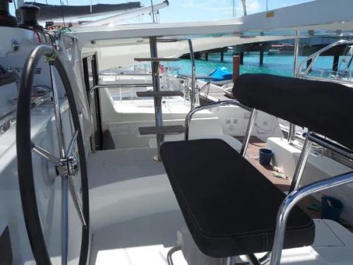 Catamaran Lagoon 40 for rent in Victoria