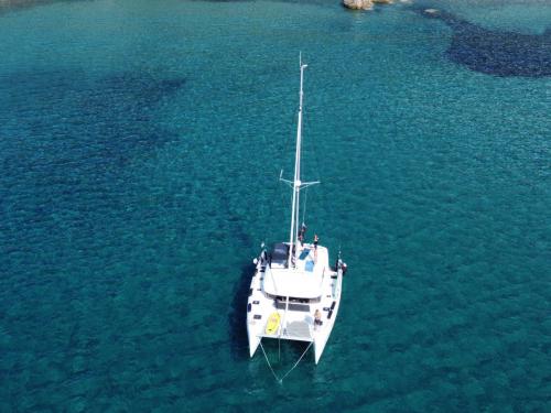Catamaran Lagoon 40 for rent in Marina di Scarlino