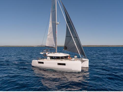 Cat Lagoon 40 available for charter in Komolac