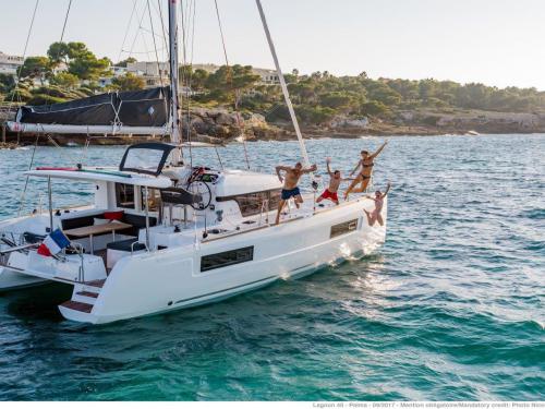 Katamaran Lagoon 40 Yachtcharter in Kotor