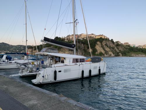 Kat Lagoon 400 S2 Yachtcharter in Ajaccio
