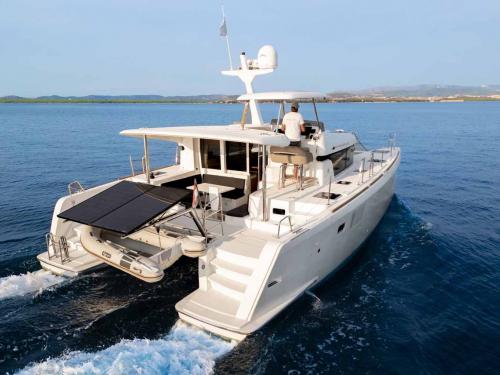 Catamaran Lagoon 40 MY for rent in Marina Mandalina