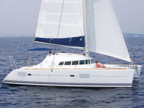 Cat Lagoon 410 S2 for rent in Kolding