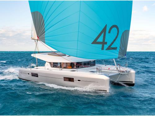 Kat Lagoon 42 Yachtcharter in Messina