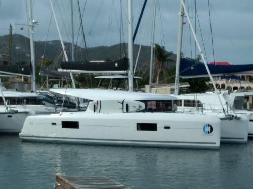 Cat Lagoon 42 available for charter in Maya Cove