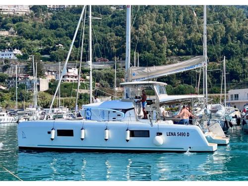 Catamaran Lagoon 42 for rent in Messina