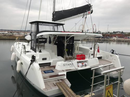 Catamaran Lagoon 42 for charter in Goecek