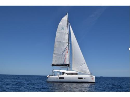Catamaran Lagoon 42 for rent in Cannigione Marina Catamaran Lagoon 42 for rent in Cannigione Marina