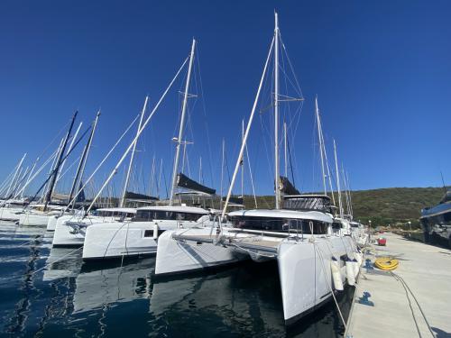 Cat Lagoon 42 for hire in Saint Georges