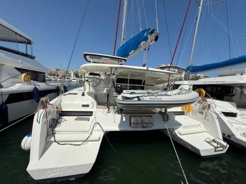 Kat Lagoon 42 Yachtcharter in Pula