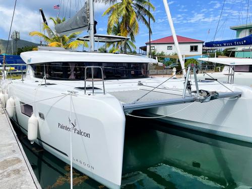 Catamaran Lagoon 42 for rent in Road Town