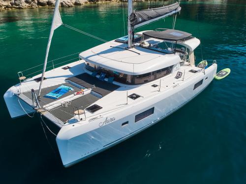 Cat Lagoon 42 for hire in Split