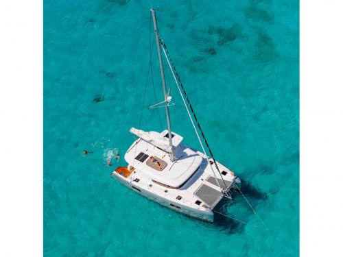 Cat Lagoon 42 for rent in Rhodes city