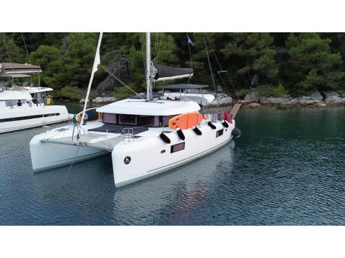 Katamaran Lagoon 42 Yachtcharter in Skiathos