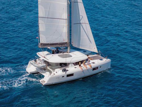 Cat Lagoon 42 for rent in Nanny Cay Marina