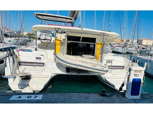 Cat Lagoon 42 for charter in Lefkas