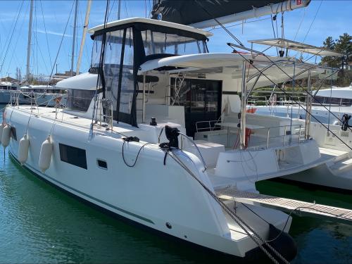Cat Lagoon 42 for rent in Preveza Marina