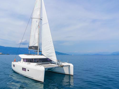 Kat Lagoon 42 Yachtcharter in Gouvia