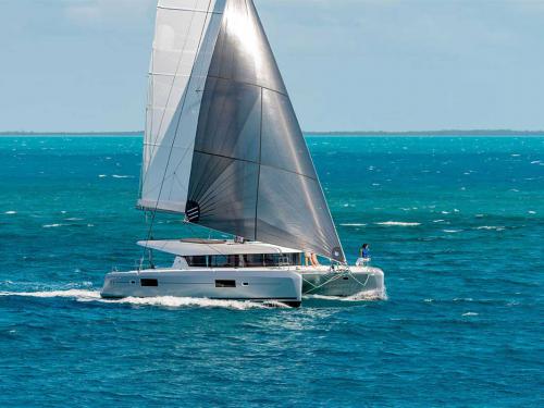 Cat Lagoon 42 for rent in Kos City