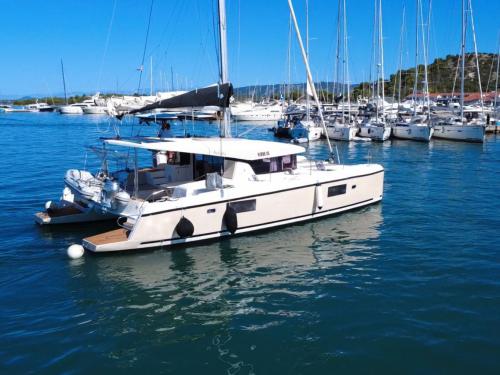Kat Lagoon 42 Yachtcharter in Sibenik