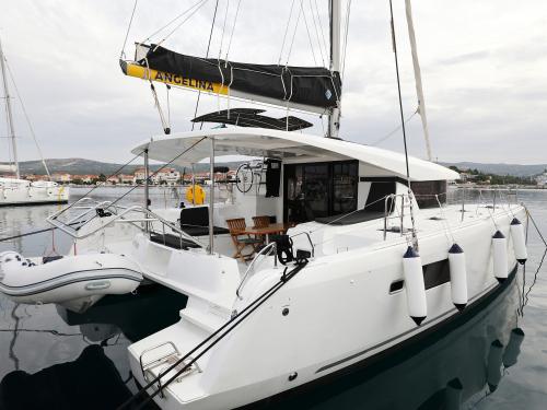 Catamaran Lagoon 42 available for charter in Rogoznica