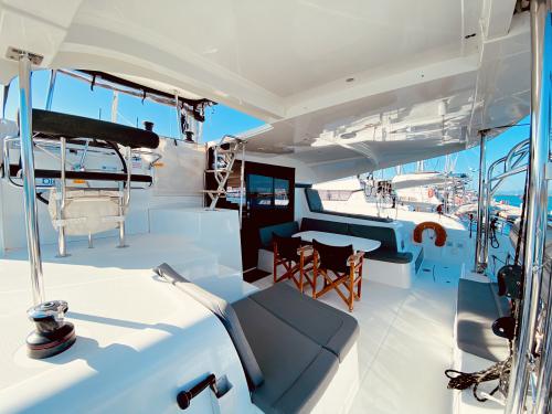 Cat Lagoon 42 for rent in Lefkas