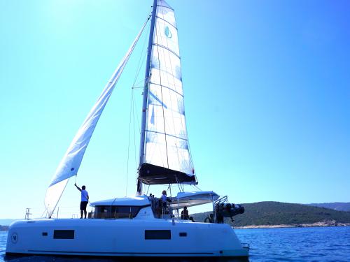 Kat Lagoon 42 Yachtcharter in Trogir