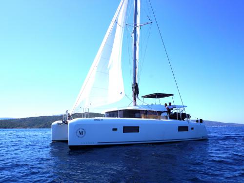 Kat Lagoon 42 Yachtcharter in Trogir