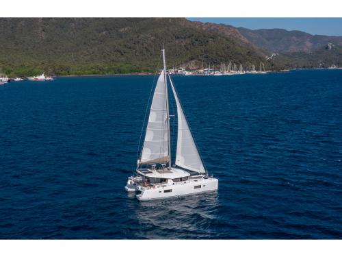 Cat Lagoon 42 for hire in Marmaris