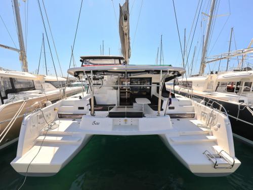 Catamaran Lagoon 42 for rent in Marina Dalmacija