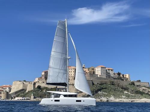 Cat Lagoon 42 for charter in Le Marin