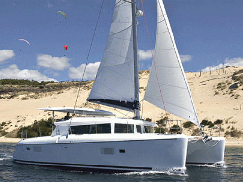Cat Lagoon 420 available for charter in Marina Tankerkomerc