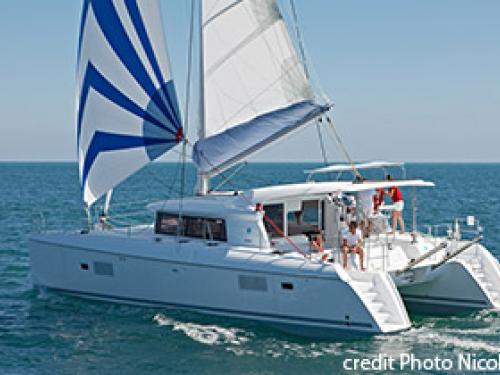 Catamaran Lagoon 421 for rent in Marine Betina