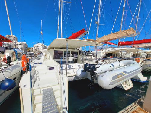 Cat Lagoon 421 for charter in Marina San Antonio