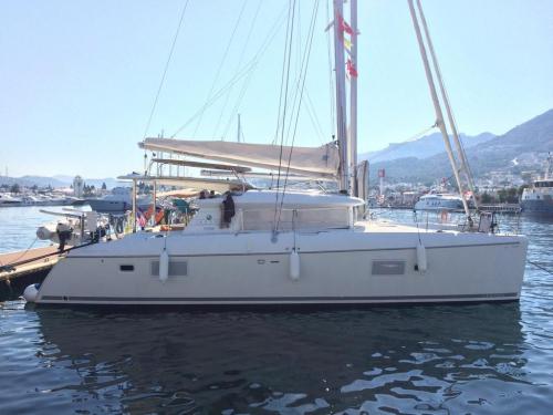 Cat Lagoon 421 available for charter in Marina Di Sant Elmo SRL