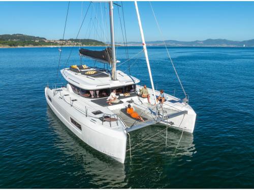 Catamaran Lagoon 43 for rent in Portorosa