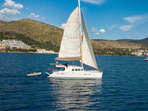Katamaran Lagoon 440 Yachtcharter in Fethiye