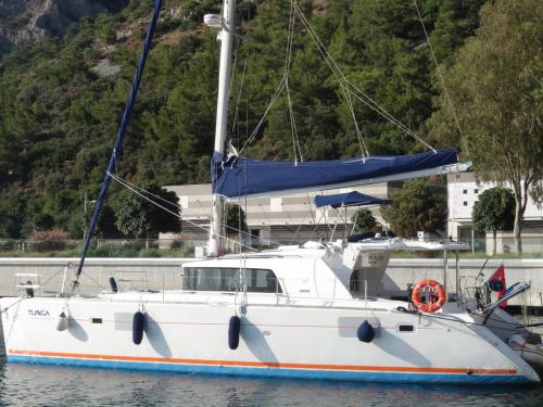 Katamaran Lagoon 440 chartern in Turgutreis